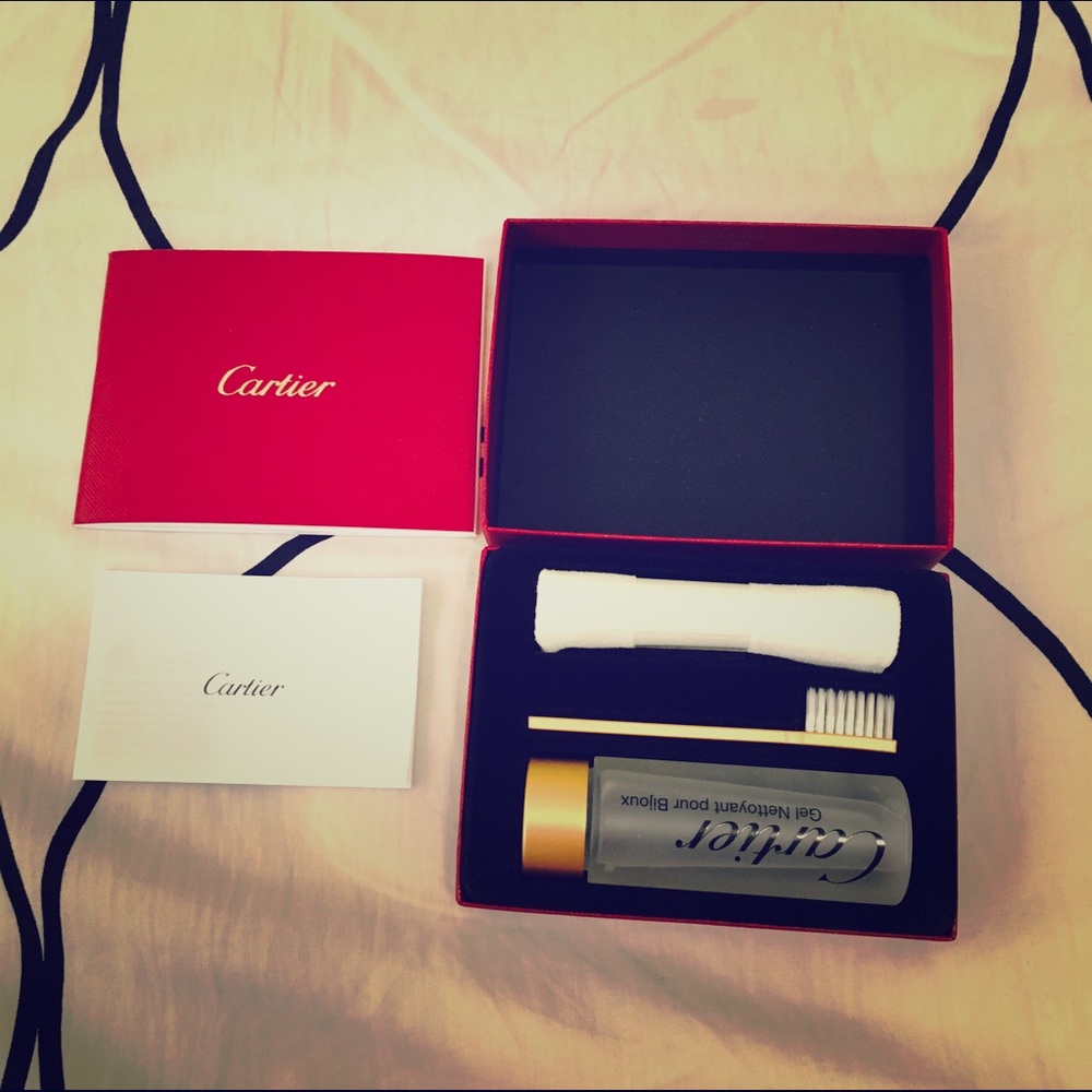 💯Authentic Cartier Jewelry Cleaner/ Polisher Kit